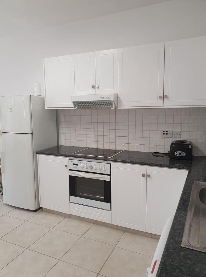 Central Gem - 10 Min Walk To The Sea, Harbor And Mall Apartment Paphos Exterior photo